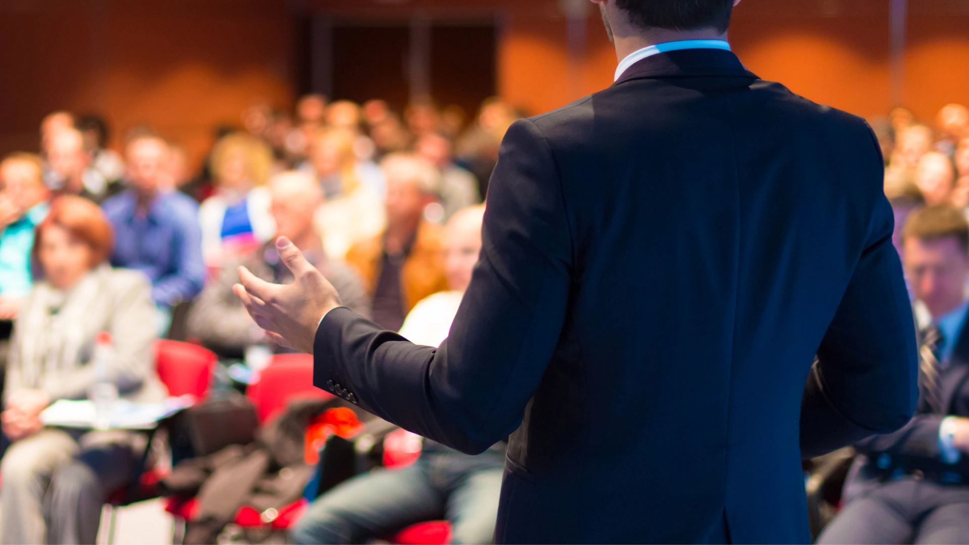 Conferencias y Capacitación - MR Abogados
